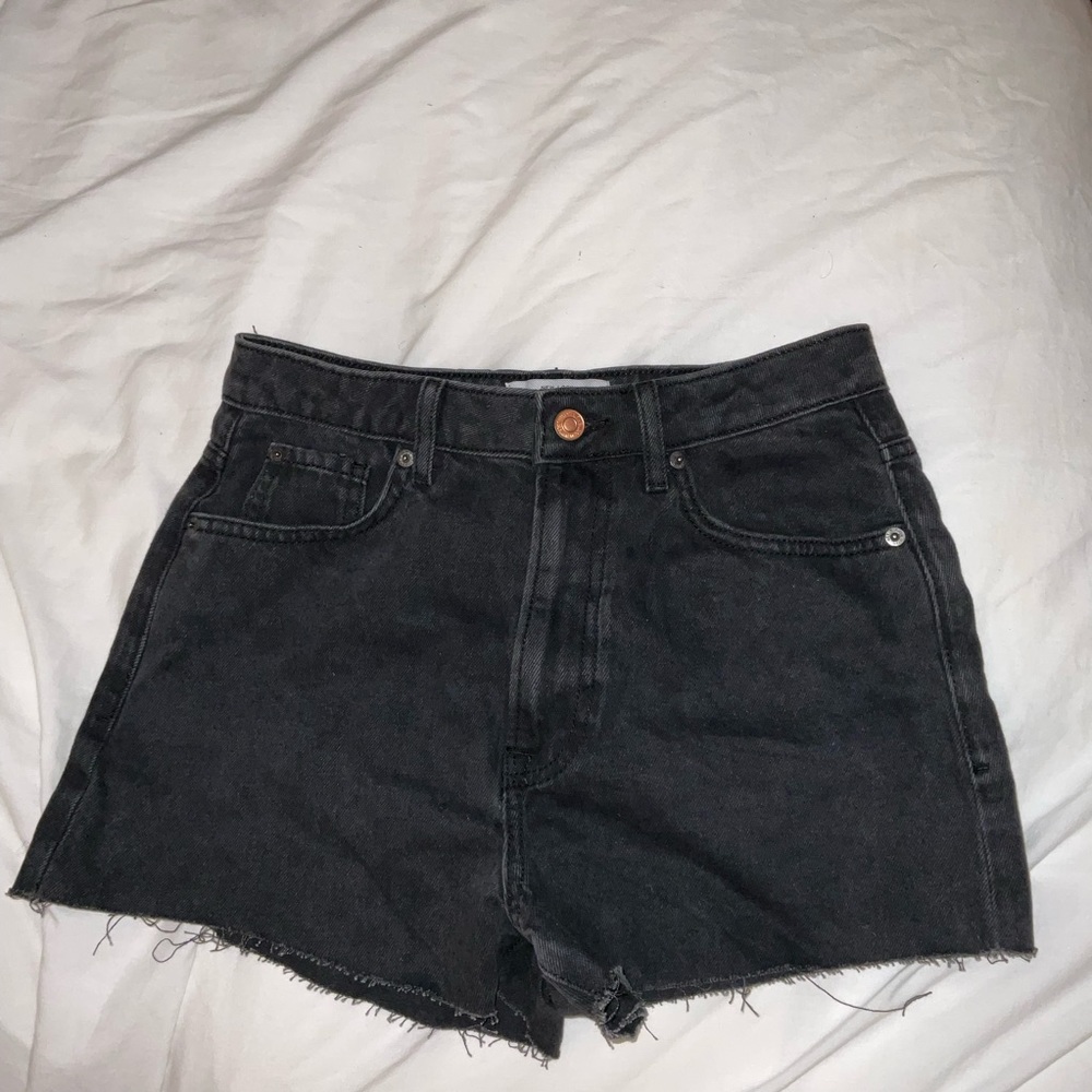 BRAND NEW Premium Denim washed black shorts